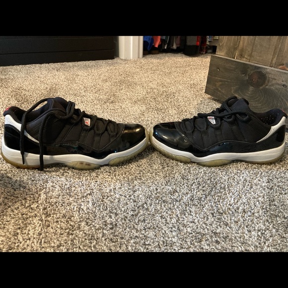Air Jordan 11 low retro - Picture 3 of 7